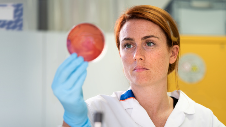 Meet the speaker: Dr. Hannah Wardill, Ph.D. – QIAGEN CLC online User Group Meeting, May 26 and 27, 2020